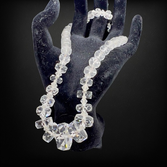 Vintage Graduated Faceted Disc Rock Crystal Quartz Necklace - Picture 5 of 11